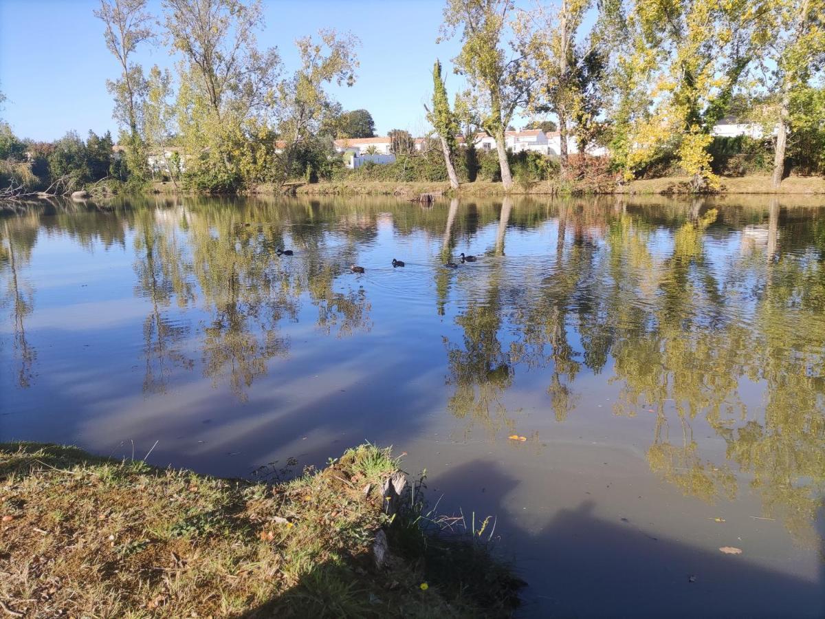 Maison Avec Jacuzzi Proche Plages Avrillé Buitenkant foto